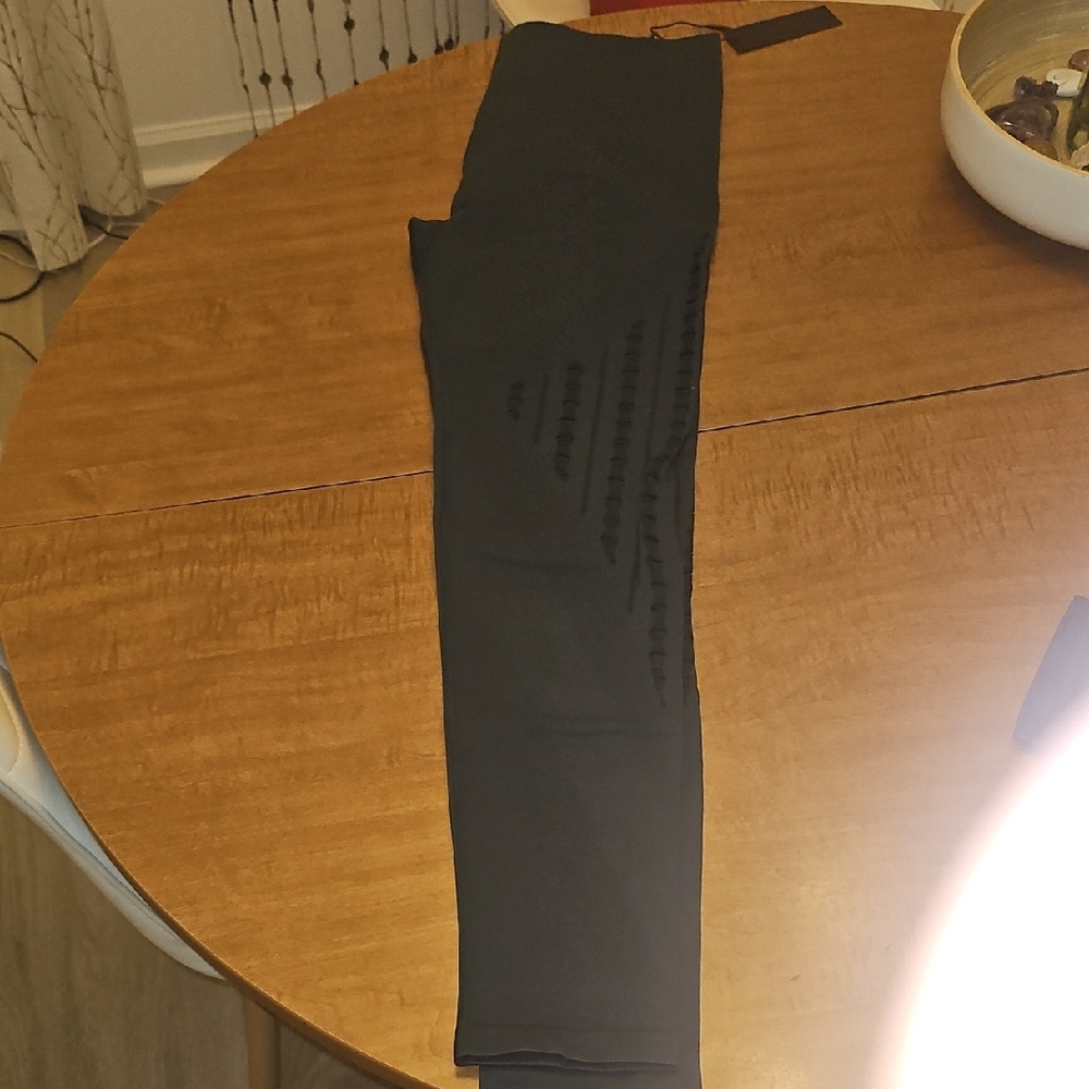 Savvi Fit Black Leggings View 3